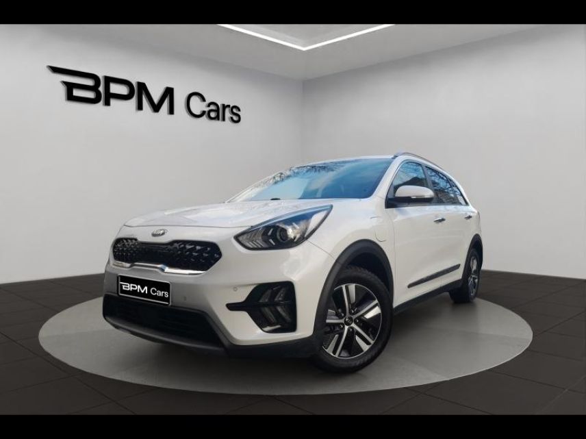 92250 : Hyundai La Garenne-Colombes - BPM Cars - KIA Niro - Niro - Blanc Nacre - Traction - Hybride rechargeable : Essence/Electrique