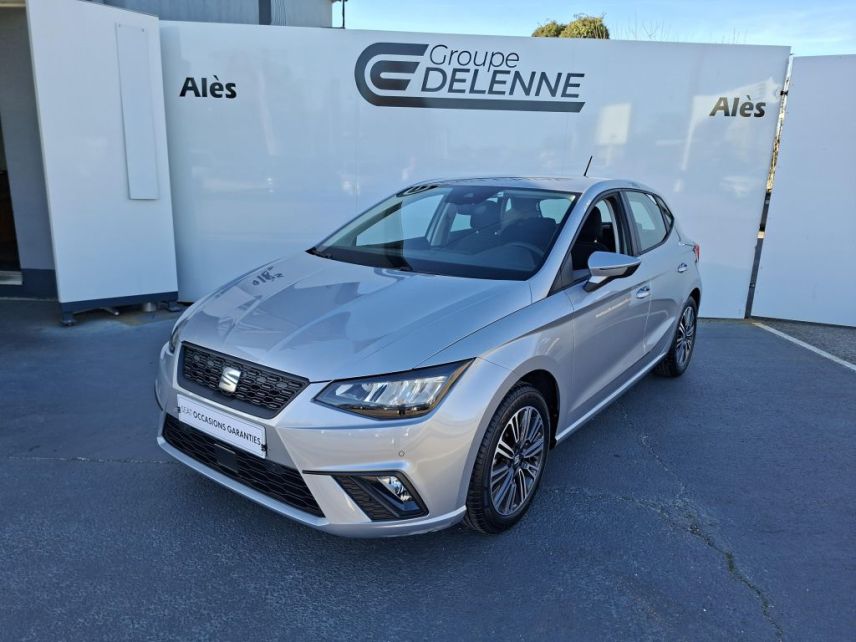 30100 : Hyundai Alès - Auto Hall - SEAT IBIZA Urban - IBIZA V - Gris - Boîte manuelle - Essence sans plomb