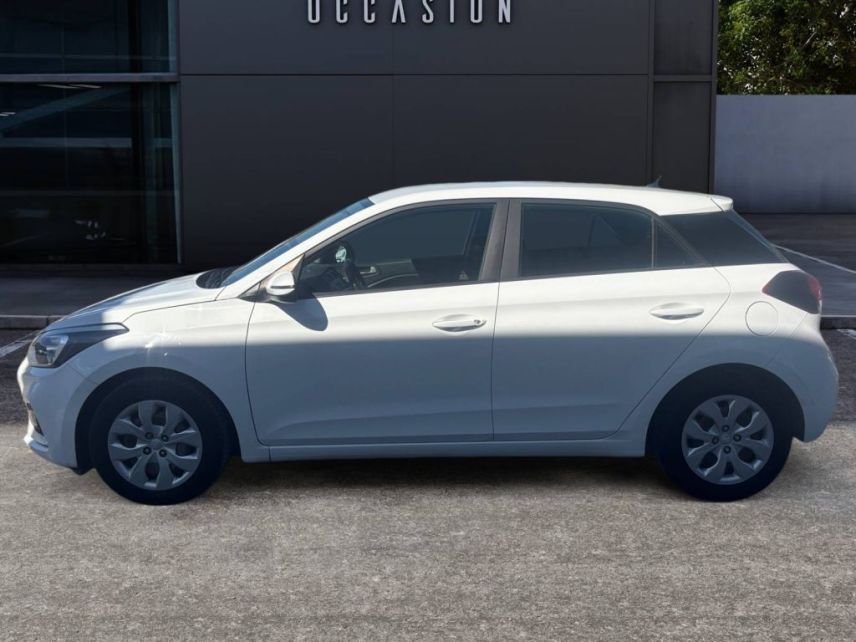 83130 : Hyundai Toulon - Autodif SAS - Groupe BALDASSARI - HYUNDAI i20 Initia - i20 II - Blanc - Boîte manuelle - Essence sans plomb