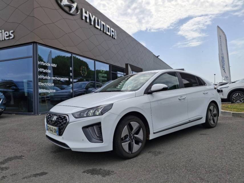 56000 : Hyundai Vannes - Park Lann Automobiles - HYUNDAI Ioniq - Ioniq - Polar White - Traction - Hybride : Essence/Electrique