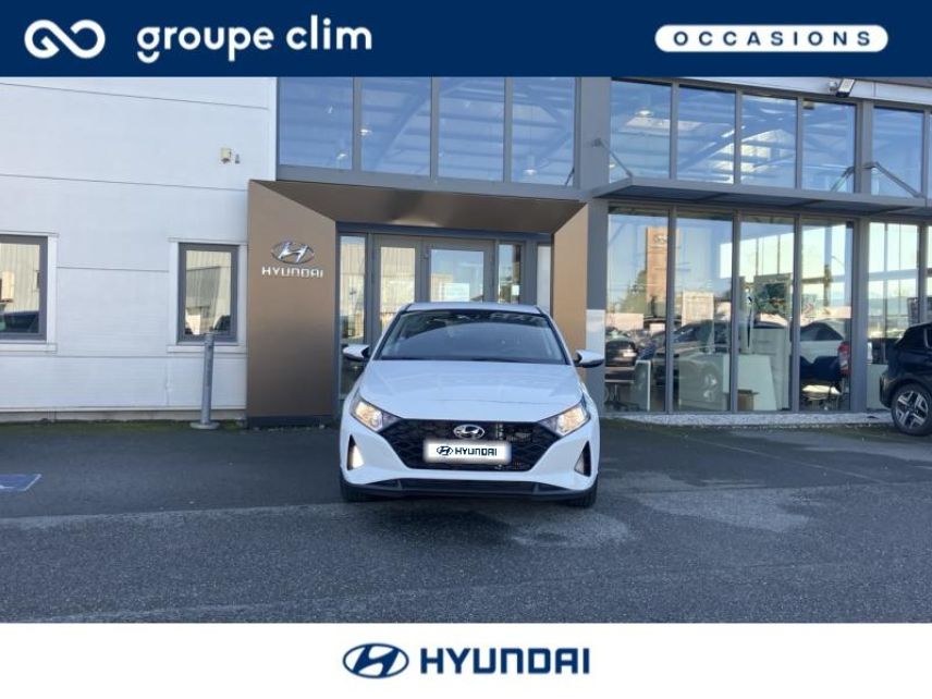 65000 : Hyundai Tarbes i-AUTO - HYUNDAI i20 - i20 - Polar White - Traction - Essence/Micro-Hybride