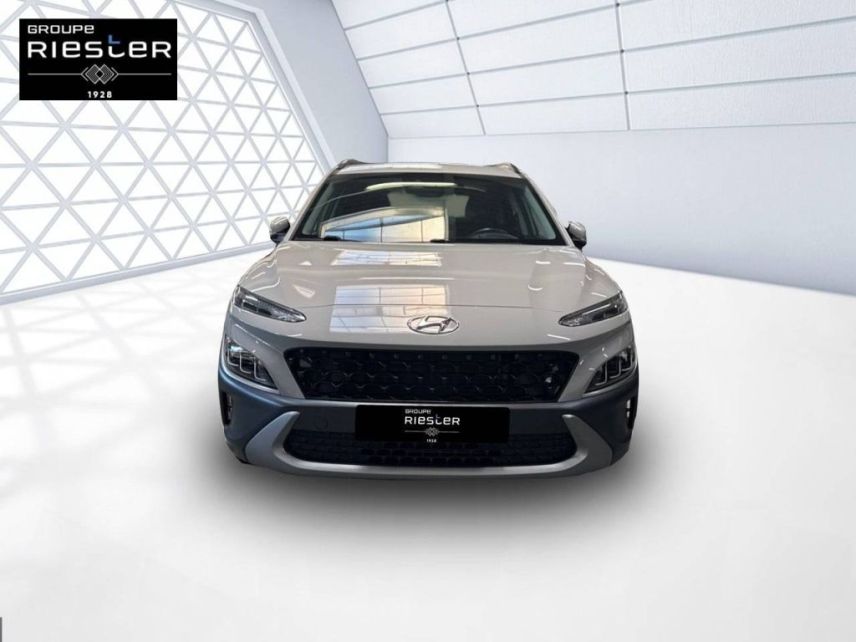02200 : Hyundai Soissons - Protea by Riester - HYUNDAI KONA HYBRID Creative - KONA - Gris - Automate sequentiel - Essence / Courant électrique