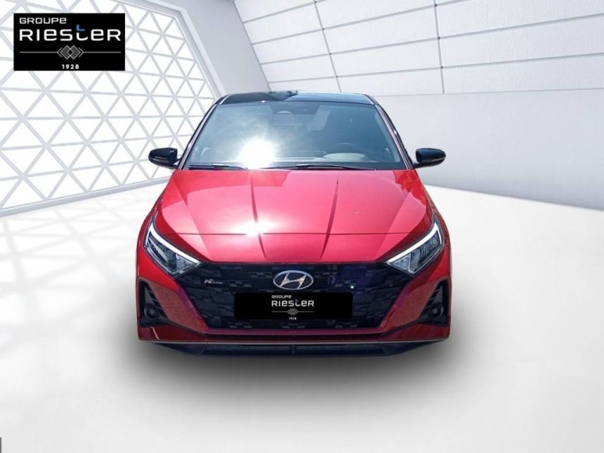 60740 : Hyundai Saint-Maximin - Protea by Riester - HYUNDAI i20 N Line Michel Vaillant - i20 III - Rouge - Automate sequentiel - Essence sans plomb
