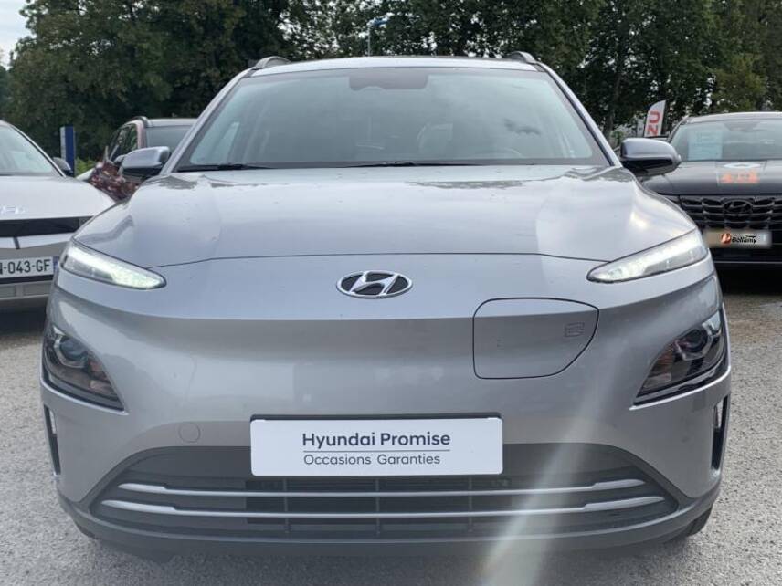39570 : Hyundai Lons-le-Saunier - Expo Bellamy - HYUNDAI Kona - Kona - Shimmering Silver Métal - Traction - Electrique