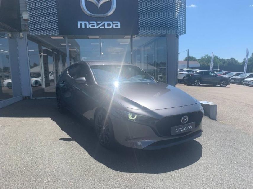29000 : Hyundai Quimper - Iroise Automobiles - MAZDA Mazda 3 - Mazda 3 - Machine Grey Métallisé - Traction - Essence/Micro-Hybride