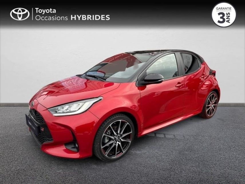 50000 : Hyundai Saint-Lô - GCA - TOYOTA Yaris - Yaris - Bi-ton Rouge Intense / Toit noir - Traction - Hybride : Essence/Electrique