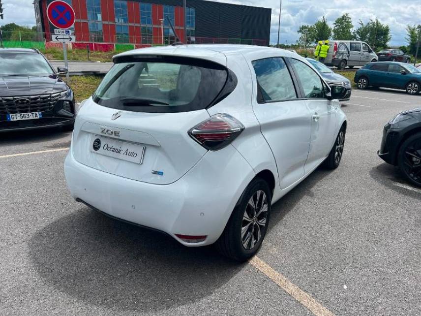 64100 : Hyundai Bayonne - Oceanic Auto - RENAULT Zoe - Zoe -  - Traction - Electrique