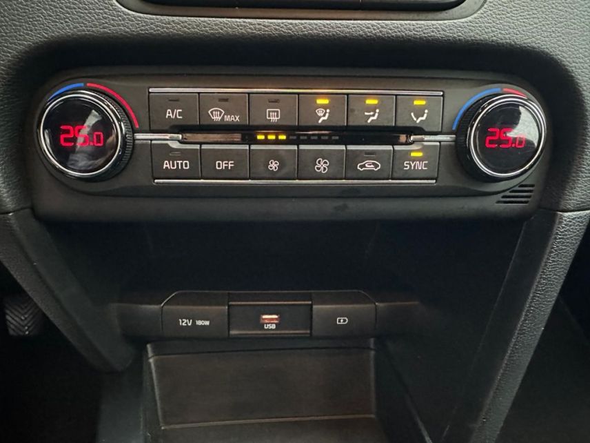 77240 : Hyundai Melun - CAP FOURNIER - KIA XCEED Active - XCEED - Bleu - Boîte manuelle - Essence sans plomb