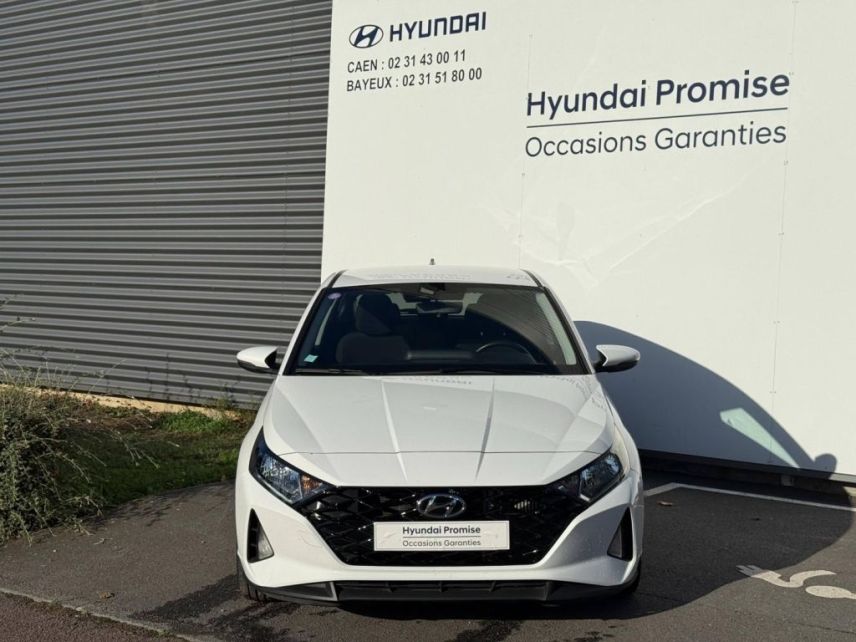 14100 : Hyundai Lisieux - Trajectoire Automobiles - HYUNDAI i20 - i20 - Polar White - Traction - Essence/Micro-Hybride
