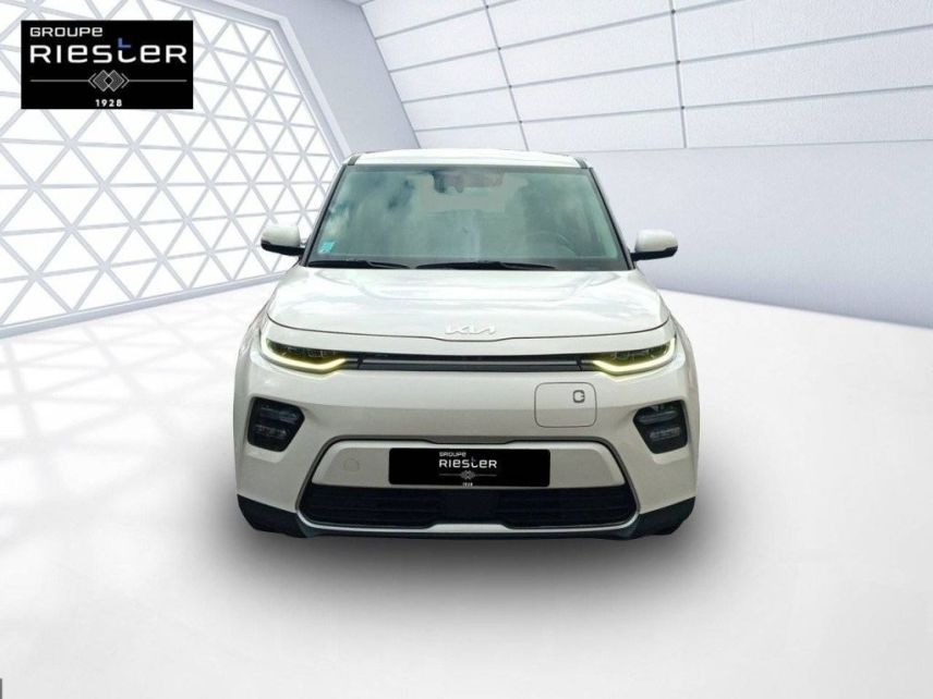 77600 : Hyundai Bussy-Saint-Georges - Protea by Riester - KIA E-SOUL Active - SOUL III ELECTRIQUE - Blanc - Automate à fonct. Continu - Courant électrique