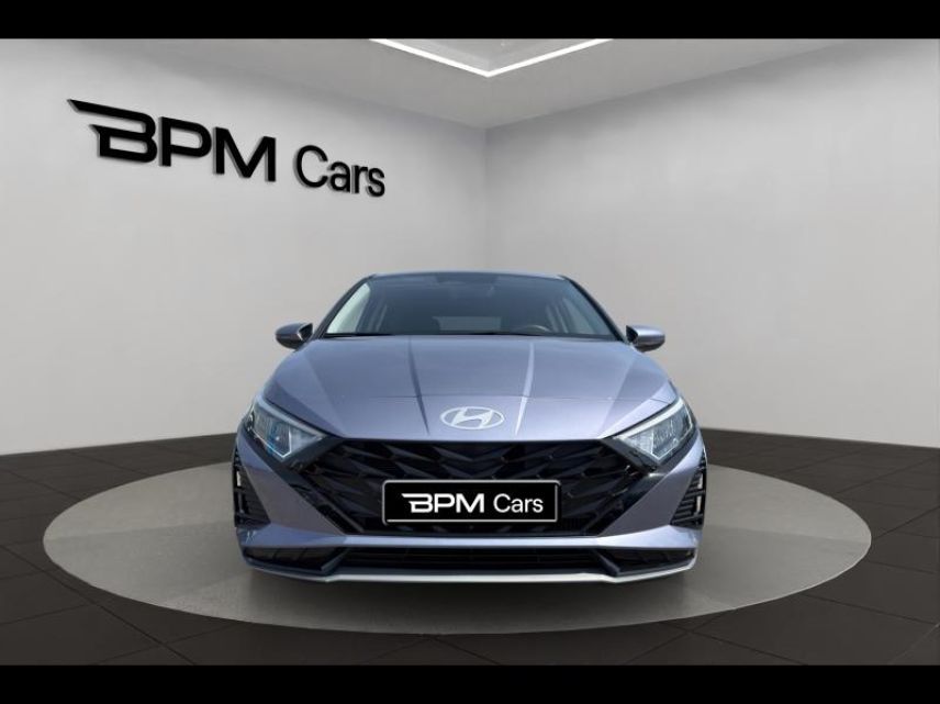 45200 : Hyundai Montargis - BPM Cars - HYUNDAI i20 - i20 - Meta Blue Métal - Traction - Essence