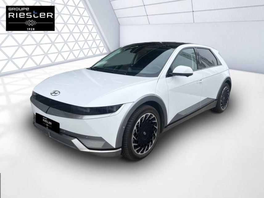 77100 : Hyundai Meaux - Protea by Riester - HYUNDAI IONIQ 5 Project 45 - IONIQ 5 - BLANC - Automate à fonct. Continu - Courant électrique