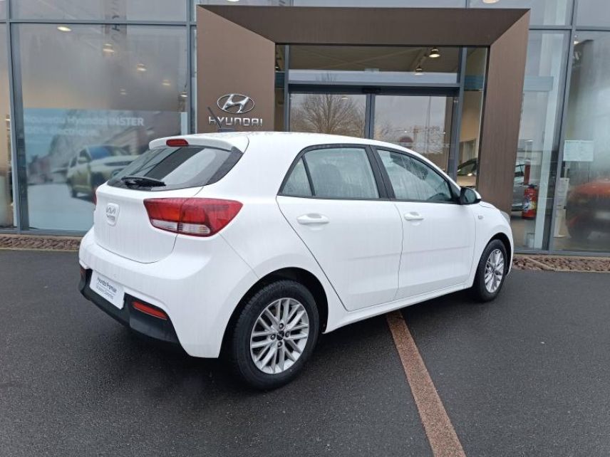 59640 : Hyundai Dunkerque - Europ'Auto - KIA Rio - Rio - Blanc - Traction - Essence