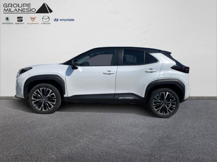13290 : Hyundai Aix en Provence - Cap Milanesio - TOYOTA YARIS CROSS HYBRIDE Collection - YARIS CROSS HYBRIDE (03/2022-01/2024) - Blanc - Automate à fonct. Continu - Essence / Courant électrique