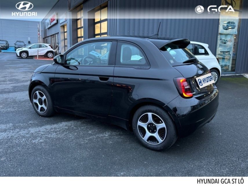 50000 : Hyundai Saint-Lô - GCA - FIAT 500 - 500 - Onyx Black pastel - Traction - Electrique