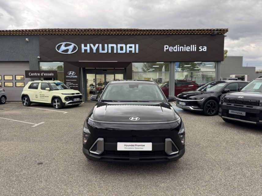 84120 : Hyundai PERTUIS - SA PEDINIELLI - HYUNDAI KONA Intuitive - KONA II - Abyss Black - Automate sequentiel - Essence / Courant électrique