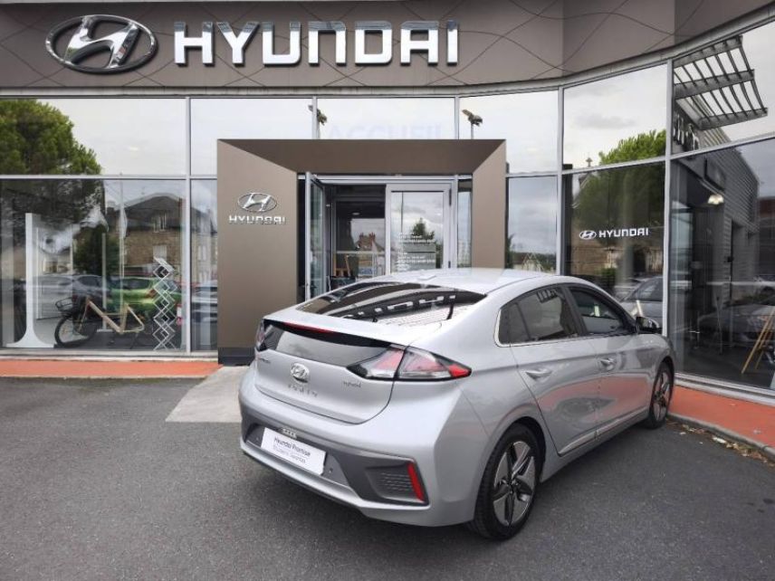 19100 : Hyundai Brive-la-Gaillarde - Garage Pouget - HYUNDAI Ioniq - Ioniq - Thyphoon Silver Métal - Traction - Hybride : Essence/Electrique