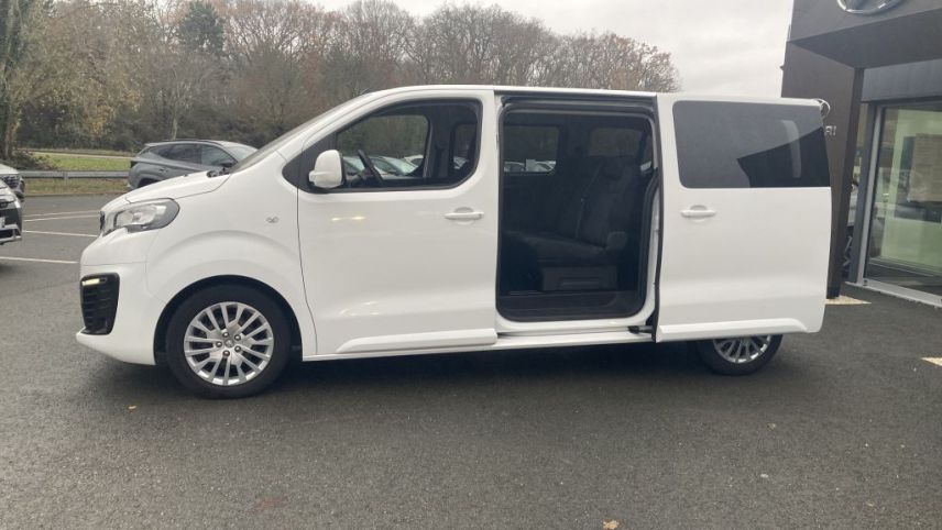 49070 : Hyundai Angers - Oceane Automobiles - PEUGEOT TRAVELLER Active - TRAVELLER - Blanc - Boîte manuelle - Diesel