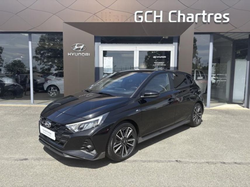 28600 : Hyundai Chartres - GCA - HYUNDAI i20 - i20 - Phantom Black Métal - Traction - Essence/Micro-Hybride
