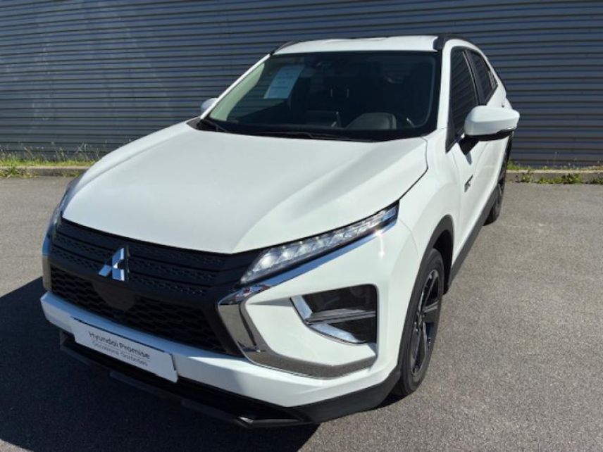 29200 : Hyundai Brest - Iroise Automobiles - MITSUBISHI Eclipse Cross - Eclipse Cross - Blanc - Transmission intégrale - Hybride rechargeable : Essence/Electrique