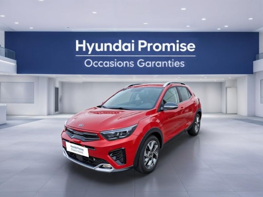 56000 : Hyundai Vannes - Park Lann Automobiles - KIA Stonic - Stonic - Rouge Grenadine métallisé - Traction - Essence/Micro-Hybride