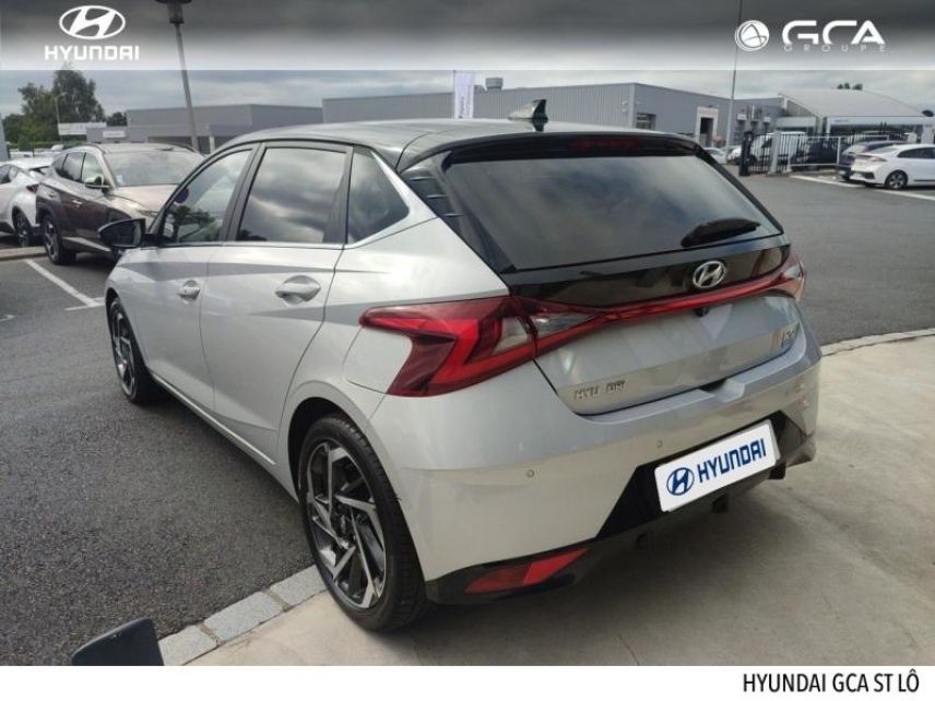 50000 : Hyundai Saint-Lô - GCA - HYUNDAI i20 - i20 - Sleek Silver Métal/Toit/rétros Black - Traction - Essence/Micro-Hybride