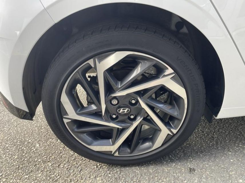 28600 : Hyundai Chartres - GCA - HYUNDAI i20 - i20 - Polar White - Traction - Essence/Micro-Hybride