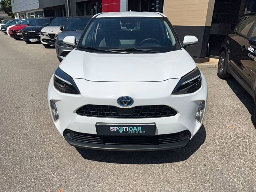 84120 : Hyundai PERTUIS - SA PEDINIELLI - TOYOTA YARIS CROSS HYBRIDE Dynamic - YARIS CROSS - Blanc - Automate à fonct. Continu - Essence / Courant électrique