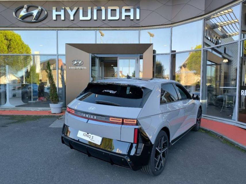 19100 : Hyundai Brive-la-Gaillarde - Garage Pouget - HYUNDAI Ioniq 5 - Ioniq 5 - Cyber Gray Métal - Propulsion - Electrique