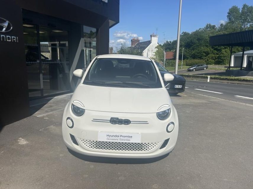 50300 : Hyundai Avranches - GCA - FIAT 500 - 500 - Ice white - Traction - Electrique