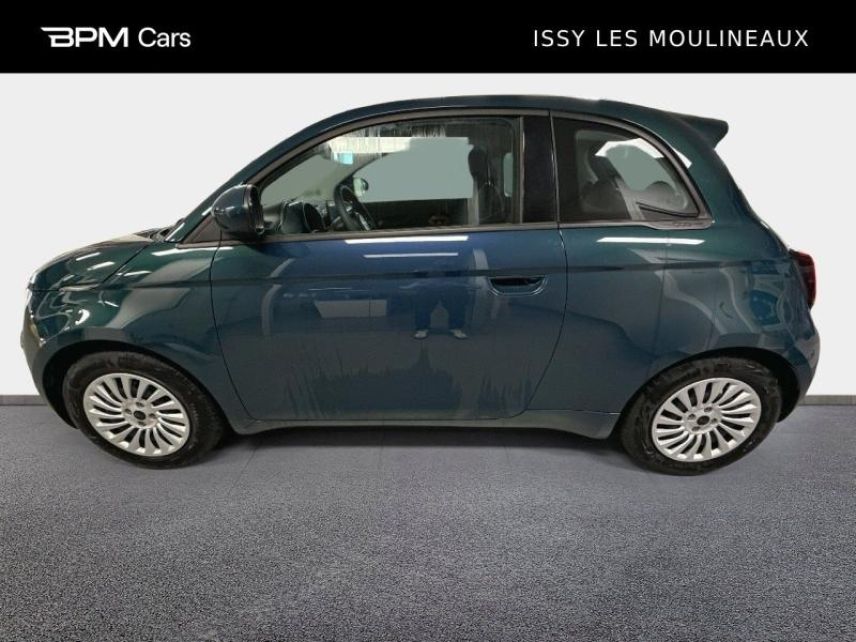 92130 : Hyundai ISSY-LES-MOULINEAUX - BPM Cars - FIAT 500 - 500 - Ocean Green métal - Traction - Electrique