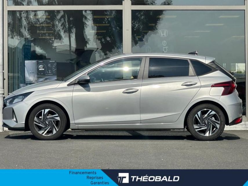 57200 : Hyundai Sarreguemines - Theobald Automobiles - HYUNDAI i20 - i20 - Sleek Silver Métal - Traction - Essence/Micro-Hybride