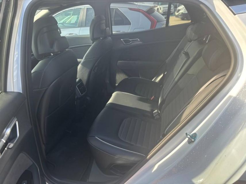 89100 : Hyundai Sens - APS - KIA Sportage - Sportage - Blanc Sensation nacré/Toit noir - Intégrale - Hybride rechargeable : Essence/Electrique