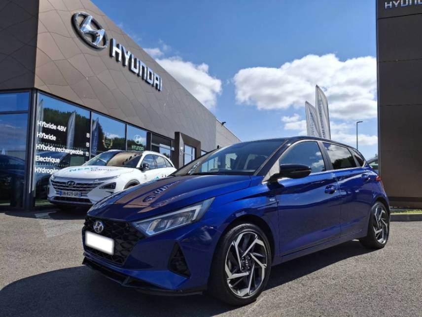 56000 : Hyundai Vannes - Park Lann Automobiles - HYUNDAI i20 - i20 - Intense Blue Métal/Toit/rétro Black - Traction - Essence/Micro-Hybride