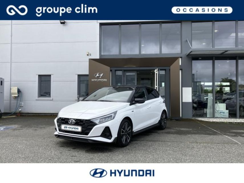 65000 : Hyundai Tarbes i-AUTO - HYUNDAI i20 - i20 - Polar White Métal/Toit/rétros Black - Traction - Essence/Micro-Hybride