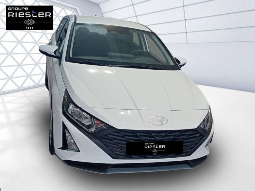 60740 : Hyundai Saint-Maximin - Protea by Riester - HYUNDAI i20 Initia - i20 III - BLANC - Boîte manuelle - Essence sans plomb