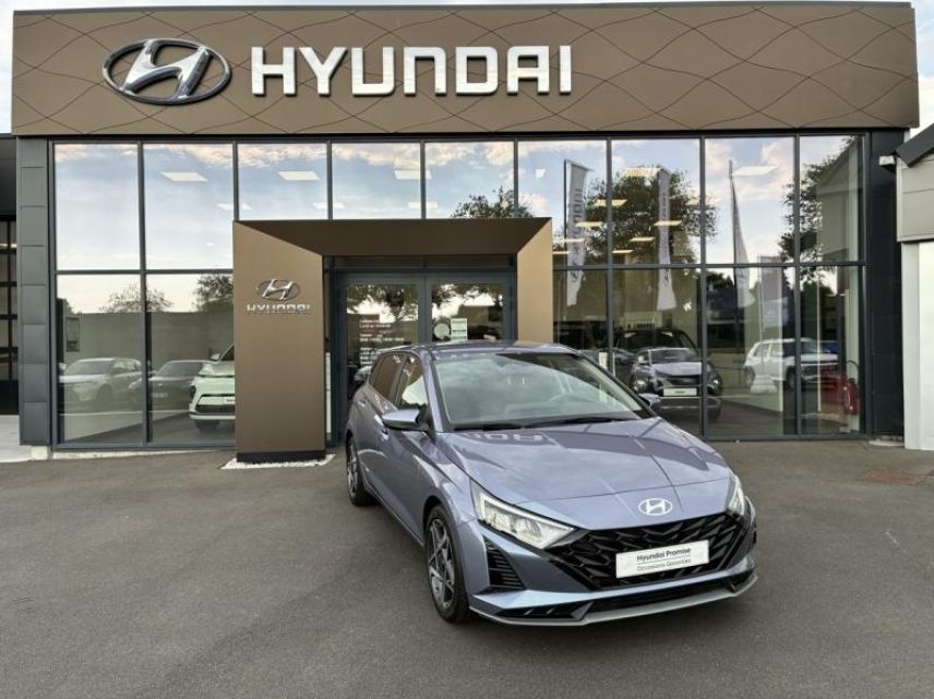 14100 : Hyundai Lisieux - Trajectoire Automobiles - HYUNDAI i20 - i20 - Meta Blue Métal - Traction - Essence