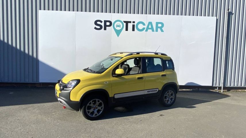 33140 : Hyundai Bordeaux Sud Villenave d&#039;Ornon - Sipa Automobiles - FIAT PANDA SERIE 2 Cross - PANDA III - Jaune - Boîte manuelle - Essence sans plomb