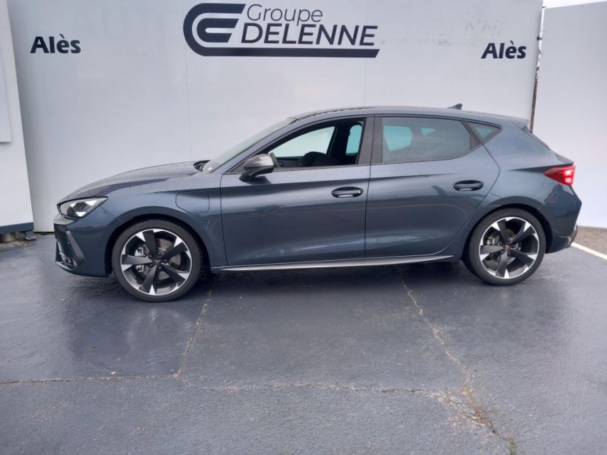 30100 : Hyundai Alès - Auto Hall - CUPRA LEON V - LEON - Gris - Automate sequentiel - Essence / Courant électrique