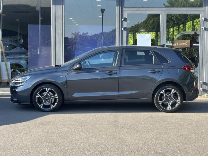 57100 : Hyundai Thionville - Théobald Automobiles - HYUNDAI i30 - i30 - Dark Knight Métal - Traction - Essence/Micro-Hybride