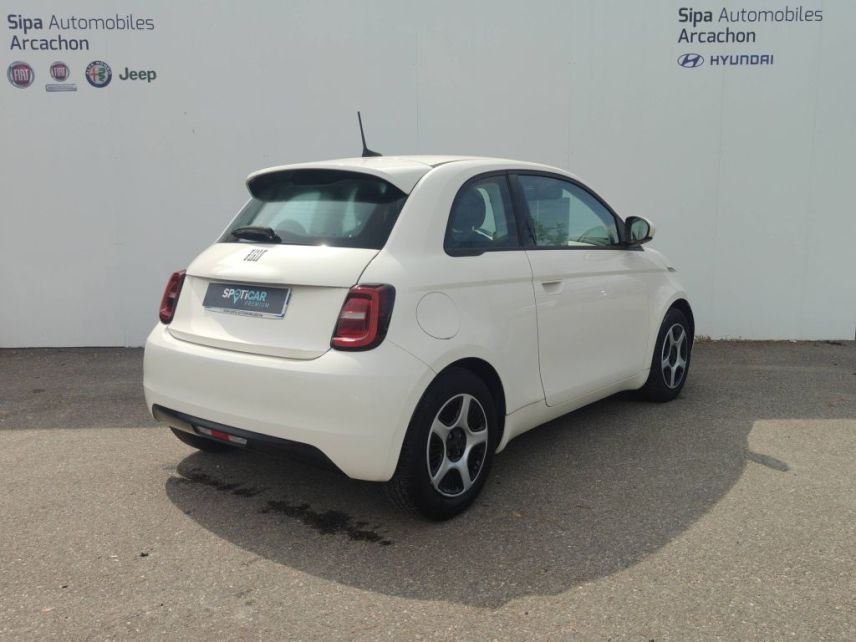 33260 : Hyundai Arcachon - Sipa Automobiles - FIAT 500e BERLINE Passion - 500 III - Ice White - Automate à fonct. Continu - Courant électrique