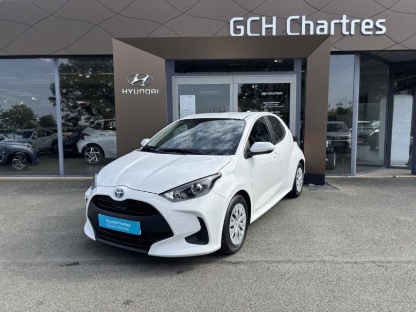 28600 : Hyundai Chartres - GCA - TOYOTA Yaris - Yaris - Blanc - Traction - Hybride : Essence/Electrique