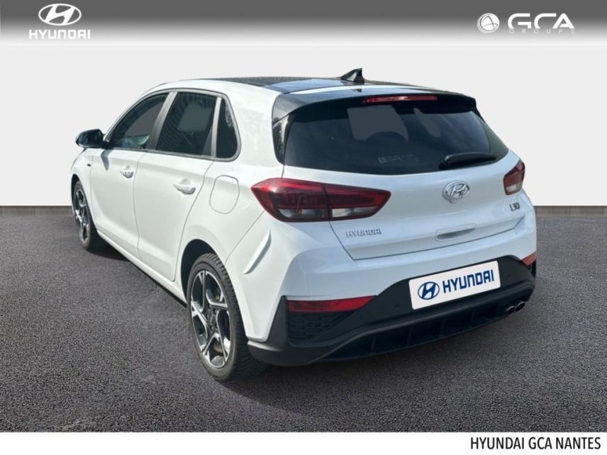 44800 : Hyundai NANTES SAINT HERBLAIN - GCH NANTES - HYUNDAI i30 - i30 - Blanc - Traction - Essence/Micro-Hybride