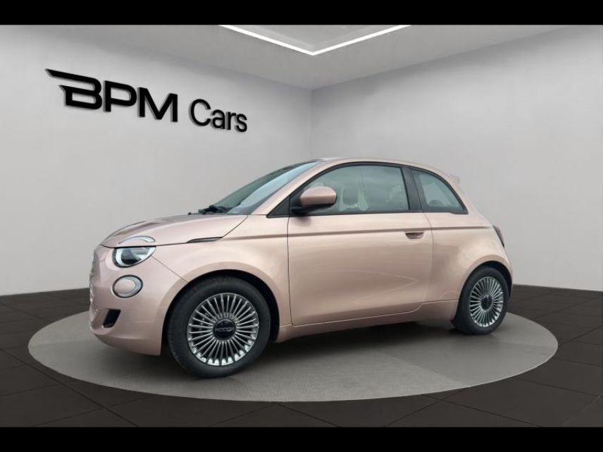 75013 : Hyundai Paris 13 - BPM Cars - FIAT 500 - 500 - Rose Gold métal - Traction - Electrique