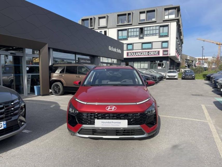 64100 : Hyundai Bayonne - Oceanic Auto - HYUNDAI Bayon - Bayon - Dragon Red Métal - Traction - Essence