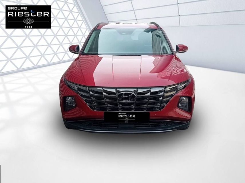 60740 : Hyundai Saint-Maximin - Protea by Riester - HYUNDAI TUCSON Creative - TUCSON IV - Rouge - Boîte automatique - Essence / Courant électrique