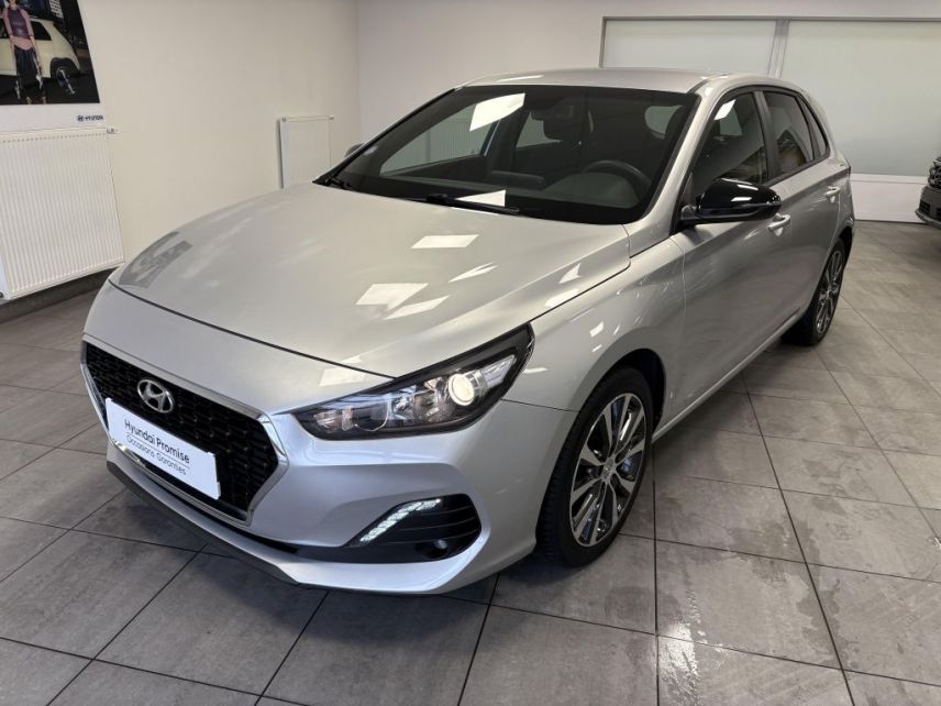 69340 : Hyundai Lyon Ouest - Groupe Central Autos - HYUNDAI i30 Edition #Navi - i30 III - Gris - Boîte manuelle - Essence sans plomb