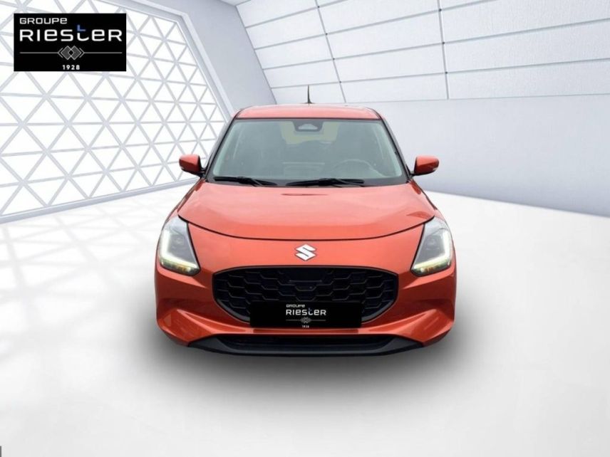 77100 : Hyundai Meaux - Protea by Riester - SUZUKI SWIFT Pack - SWIFT IV - Orange - Boîte manuelle - Essence sans plomb