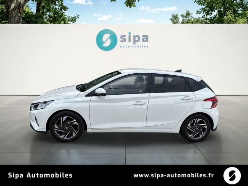 33110 : Hyundai - Sipa Automobiles - Bordeaux Nord - Le Bouscat - HYUNDAI i20 Intuitive - i20 (07/2020) - BLANC - Boîte manuelle - Essence sans plomb