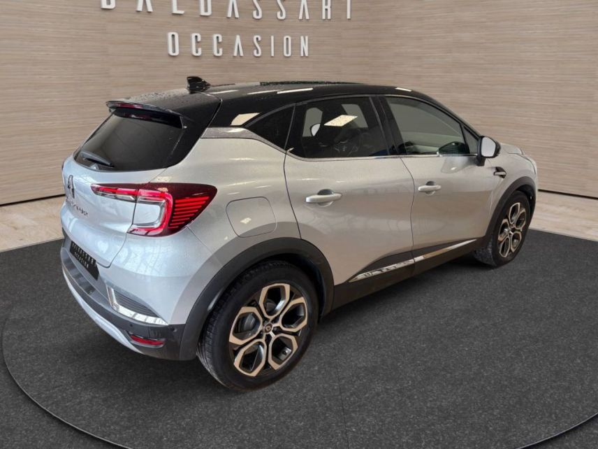 83130 : Hyundai Toulon - Autodif SAS - Groupe BALDASSARI - RENAULT CAPTUR Intens - CAPTUR II - Gris - Boîte manuelle - Essence sans plomb